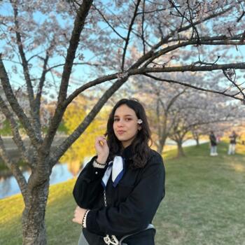 Auklė Kaunas: Olivia