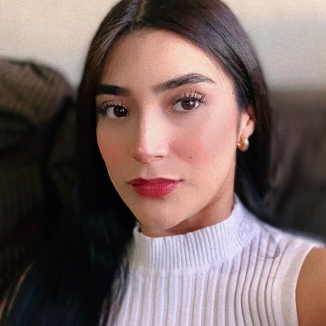 Babysitter in Tijuana: Leslie Vazquez