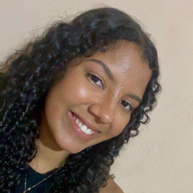Babysitter in Vitória da Conquista: Lara Stefany