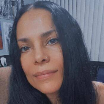 Babá Brasília: KATEBE