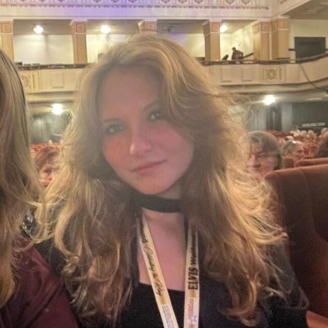 Babysitter in Dudenhofen: Manyana