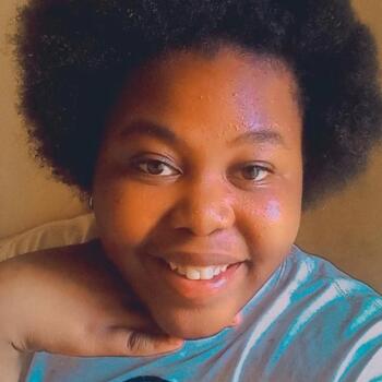 Babysitter in Bethlehem: Naledi