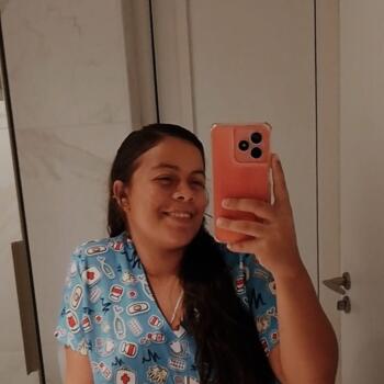 Babysitter in Maceió: Edlaine