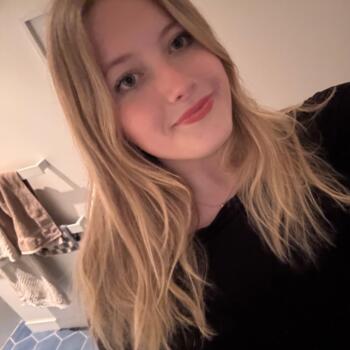 Babysitter in Auckland: Scarlett