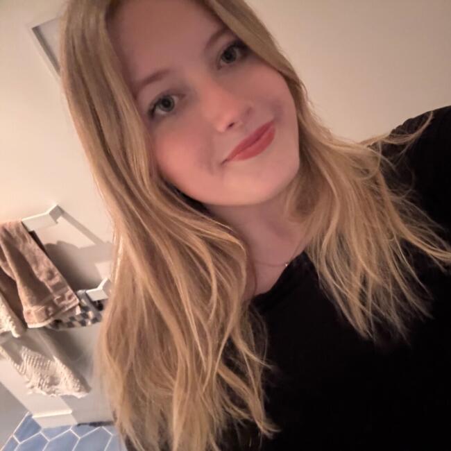 Babysitter in Auckland: Scarlett