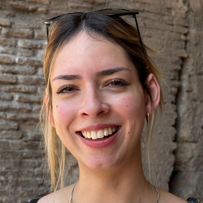 Babysitter in Montevideo: Laura