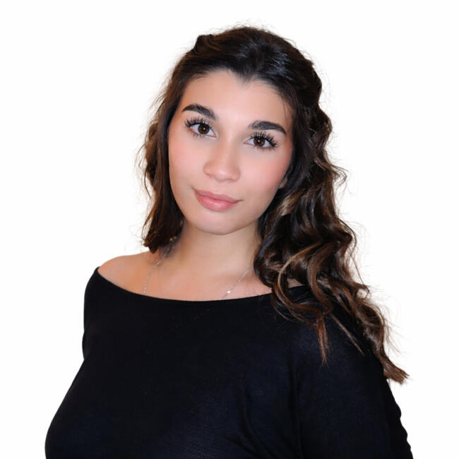 Babysitter in Cavaillon: Lilia