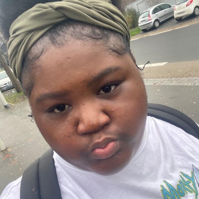 Babysitter in Nantes: Kimberly