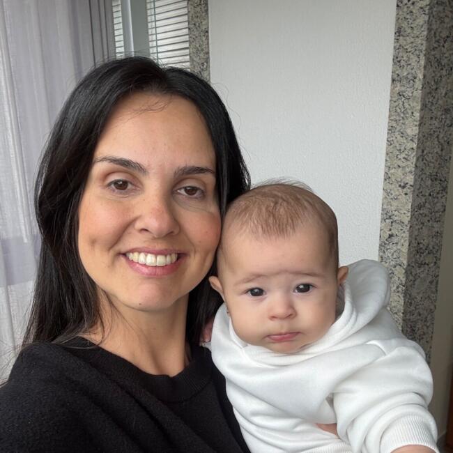 Babysitting job in Serra: Juliana