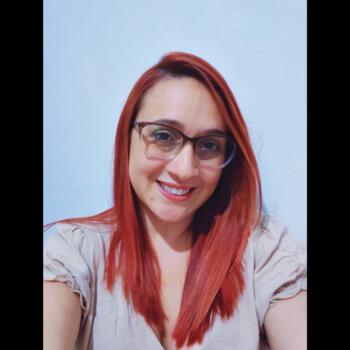 Babá em Pindamonhangaba: Bruna