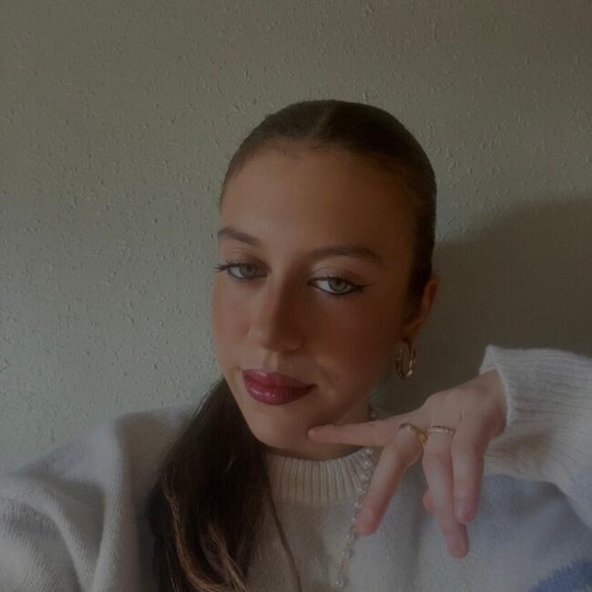 Babysitter in Ponferrada: Laura