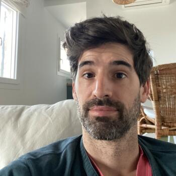 Babysitting job in Begur: babysitting job Pau