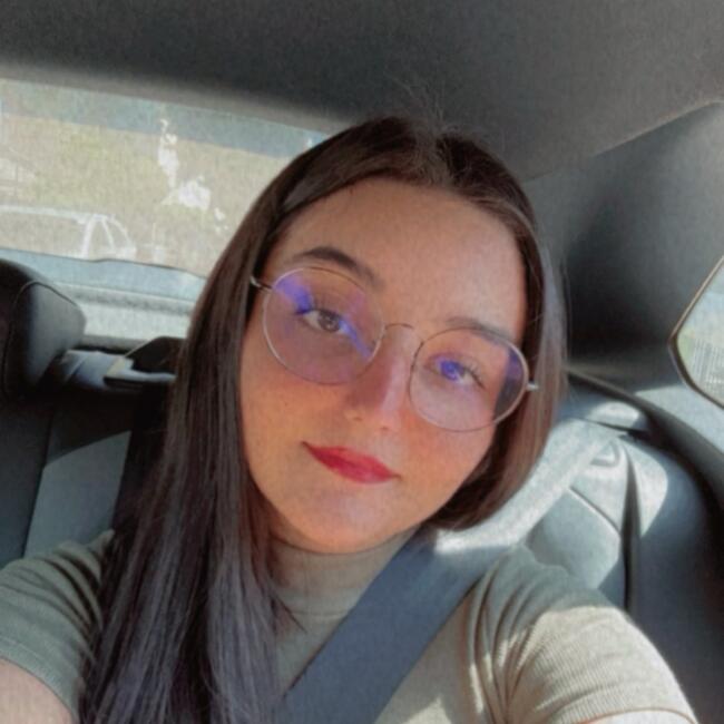 Babá em Vinhedo: Luiza