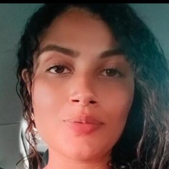 Babá em Nova Iguaçu: Camila