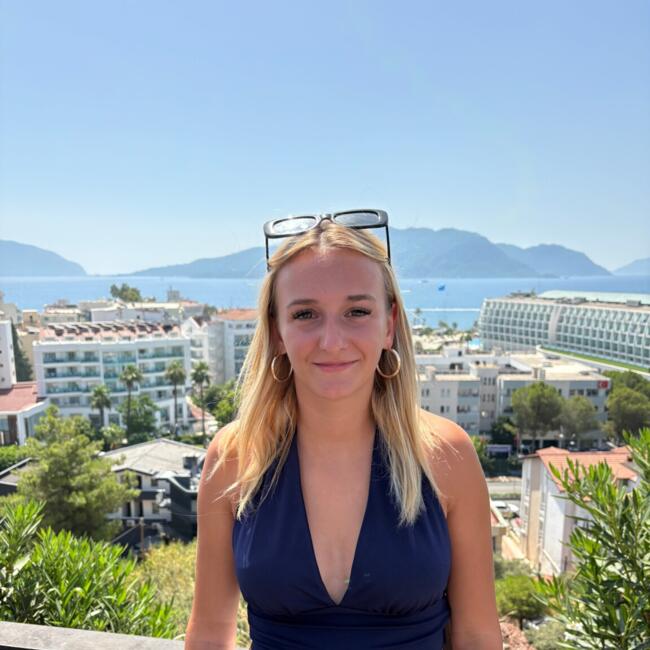 Babysitter in Langemark: Lavinia