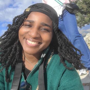 Babysitter in Birmingham: Ruth