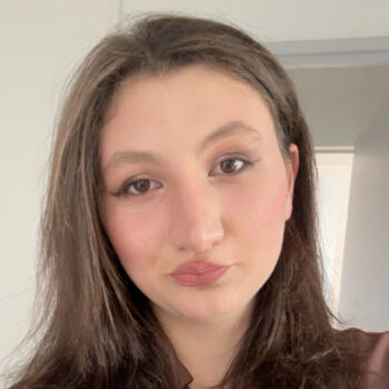 Baby-sitter à Anglet: Elmira