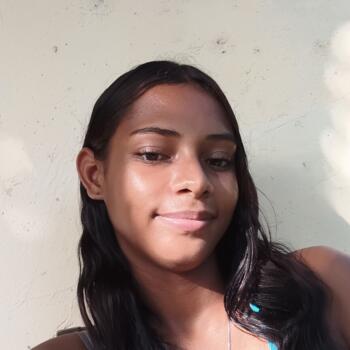 Niñera Chilibre: Rosemery