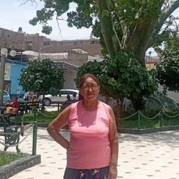 Babysitter in Callao: Gloria