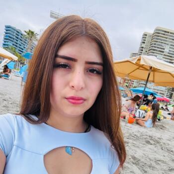 Babysitter στην περιοχή Ικίκε: Yaimara