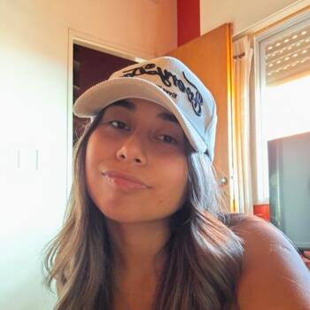 Babysitter in Almirante Brown: Ivana