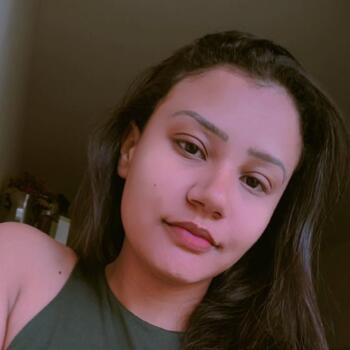 Babá em Governador Valadares: Juliana