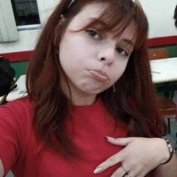 Babysitter in Navegantes: Kheyla Gabriely