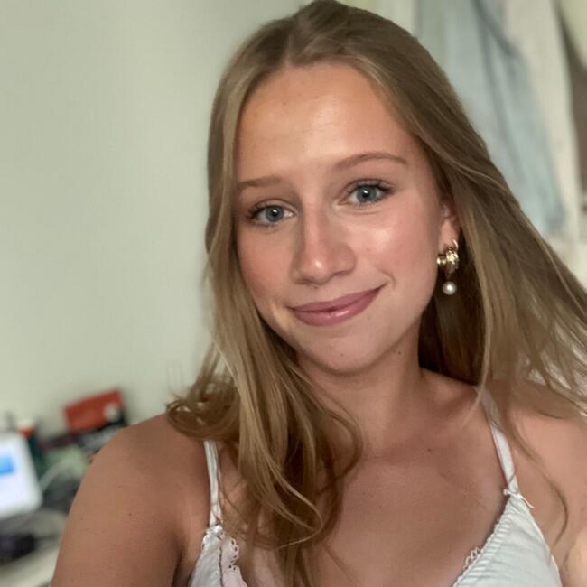 Babysitter in Veyrier: Bethany