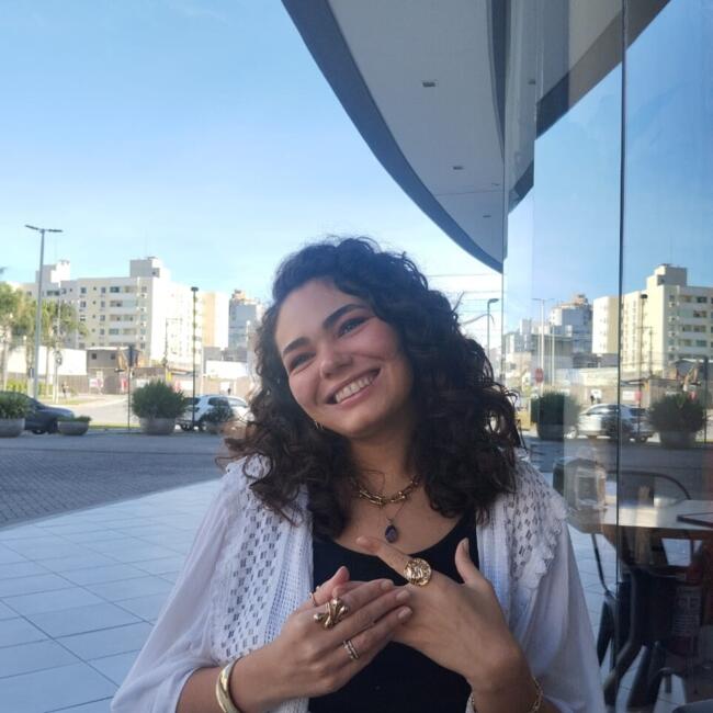 Babá em Itu: Elaine
