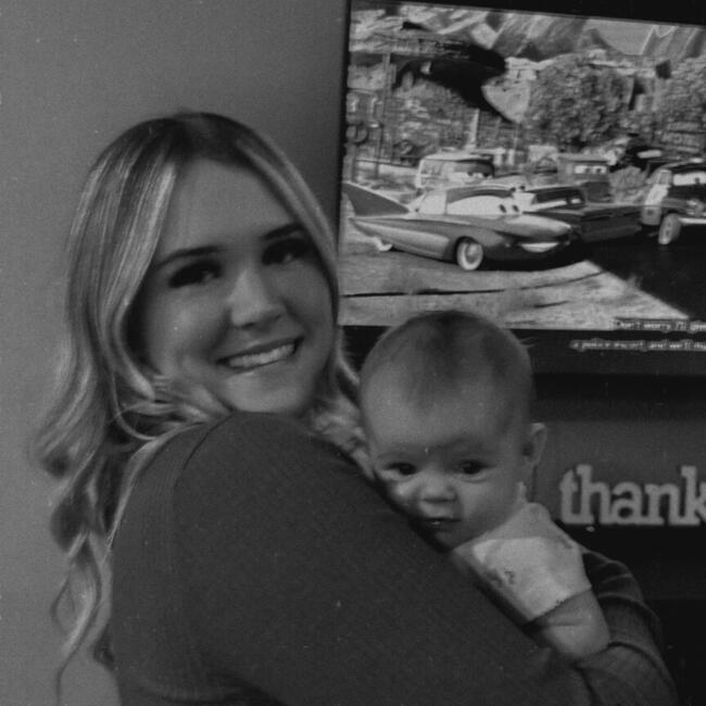 Babysitter in Fort Worth: Kelsi