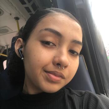 Babysitter in Caucaia: Yasmim