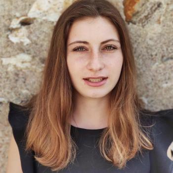 Baby-sitter Tours: Élise