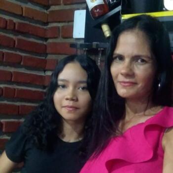 Babysitter in São Vicente: Fernanda