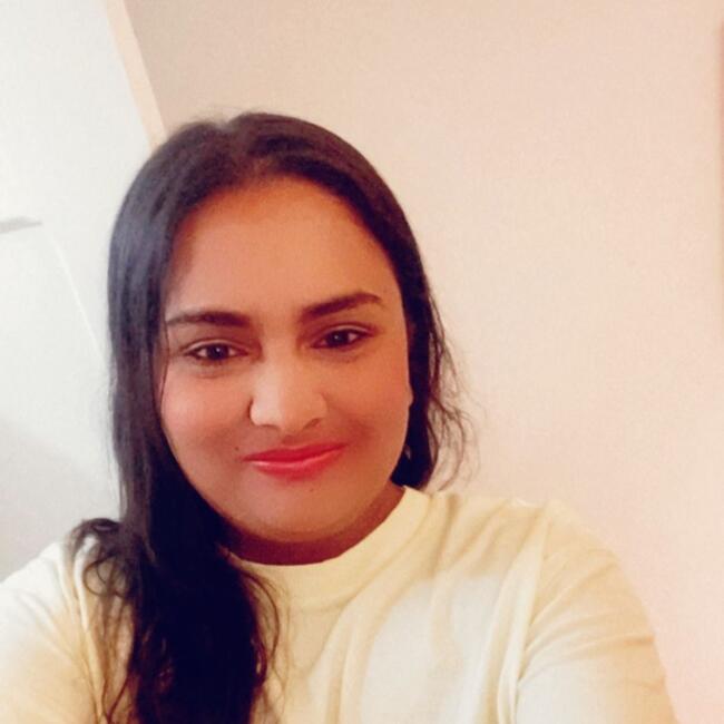 Babysitter in Amadora: Emilly Araujo