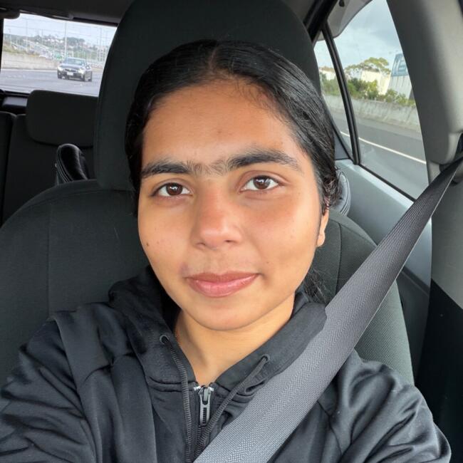 Babysitter in Auckland: Simranjeet