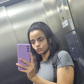 Babá Bombinhas: Thainá