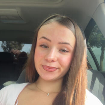 Babysitter Dendermonde: Jill