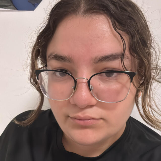 Babysitter in Giv‘atayim: שירה