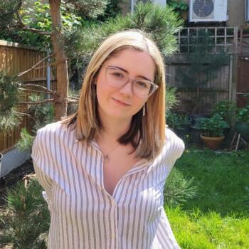 Babysitter in Armagh: Leah