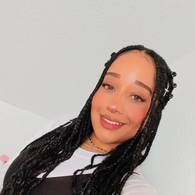 Babysitter in Frankfurt am Main: Yeimi yeraldin