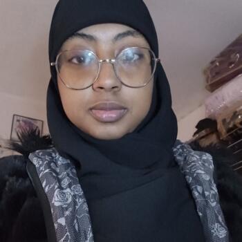 Babysitter in Tangier: Asmae