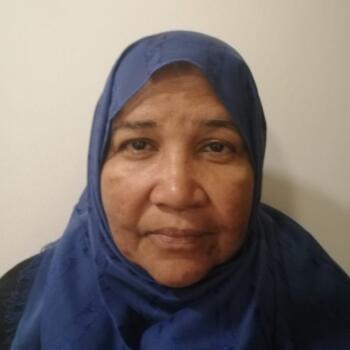 جليسة أطفال في عجمان: Samia