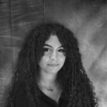 Babysitter Draguignan: Dounia