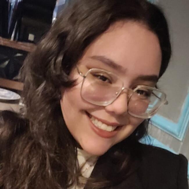 Babysitter in São Paulo: Leticia