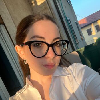 Babysitter in Saronno: Laura