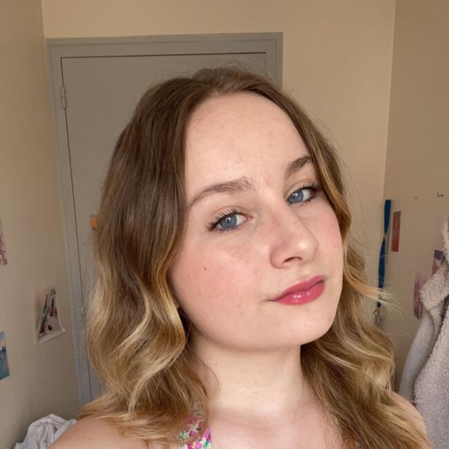 Babysitter in Chambéry: Indira