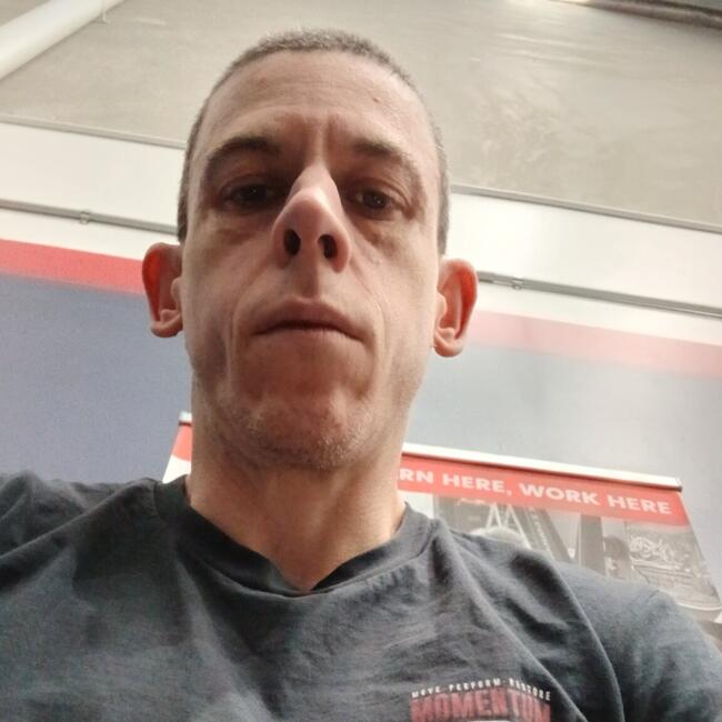 Babysitter in Wollongong: Mark