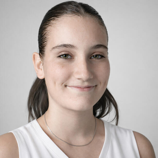 Babysitter in Laupen: Xenia