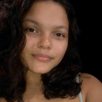 Babysitter Três Lagoas: Thais