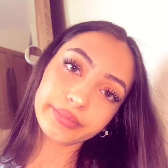 Babysitter in Rugby: Xenia